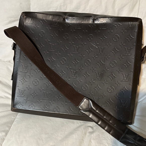 Louis Vuitton Briefcase - Picture 1 of 8